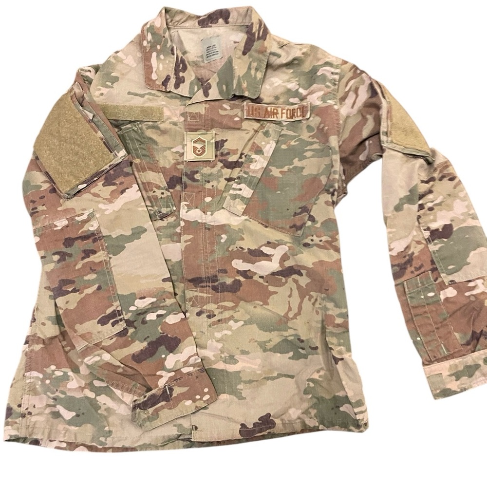 US Air Force Men’s Camouflage Jacket size medium military